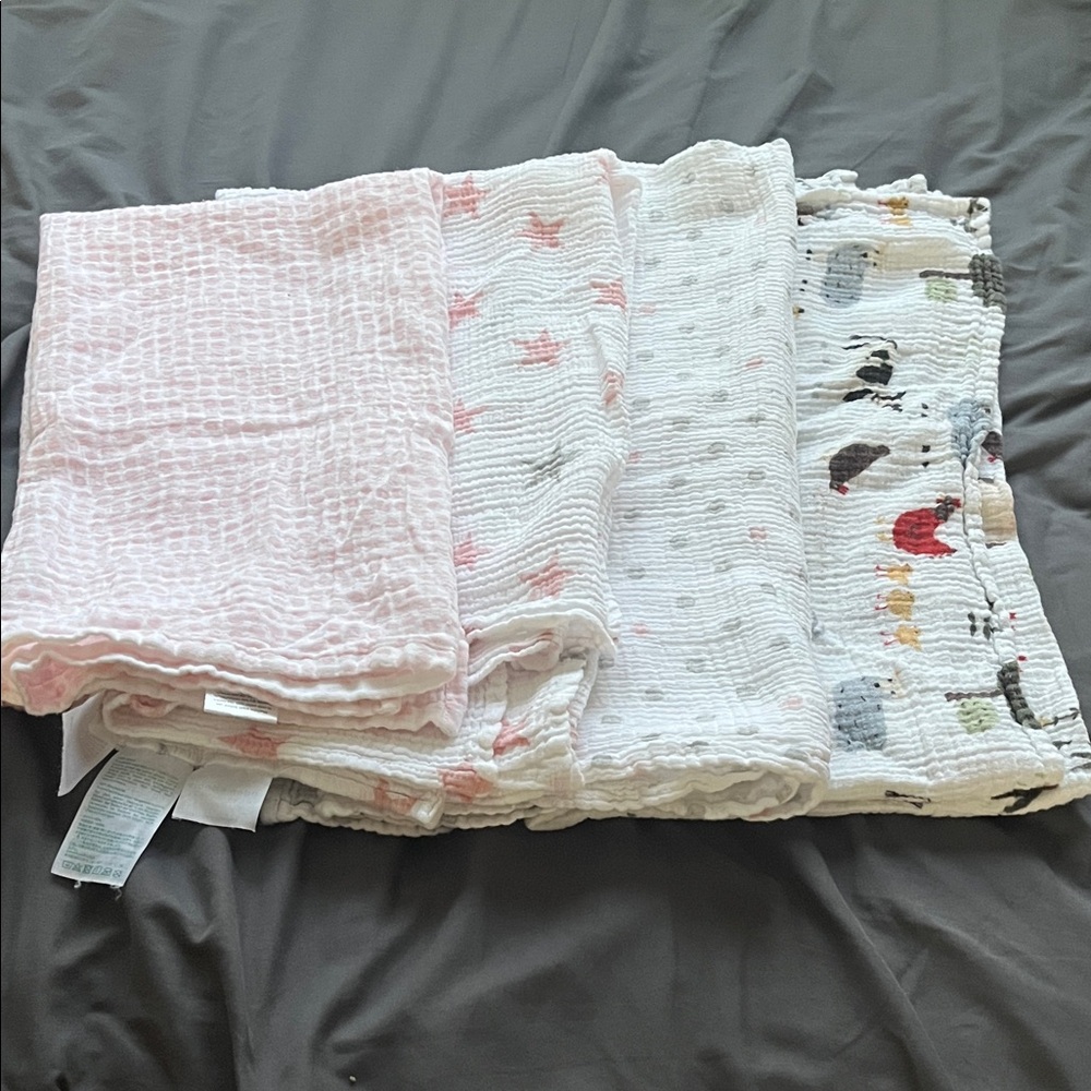 Soft Muslin Baby swaddle Blankets - Pink, White, Multicolor